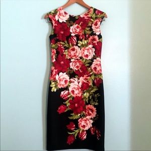 {En Focus Studio} floral shift dress